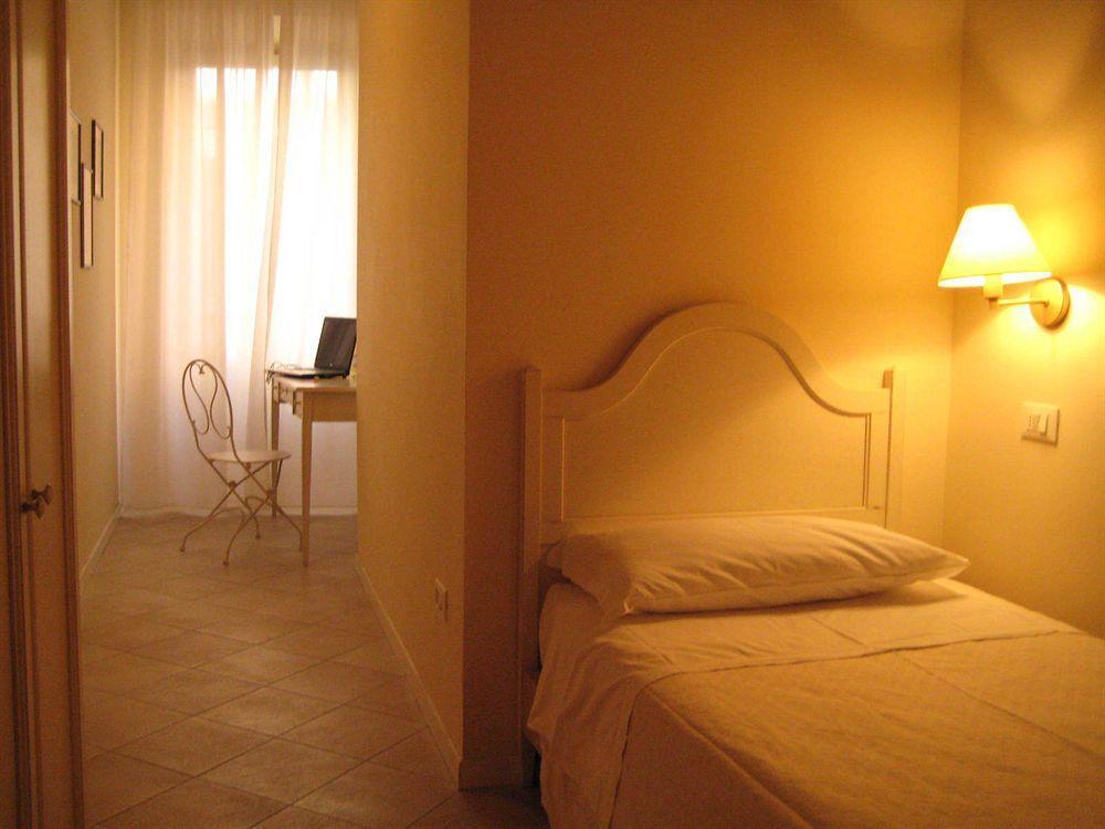 Hotel Atlantic Bologna Esterno foto