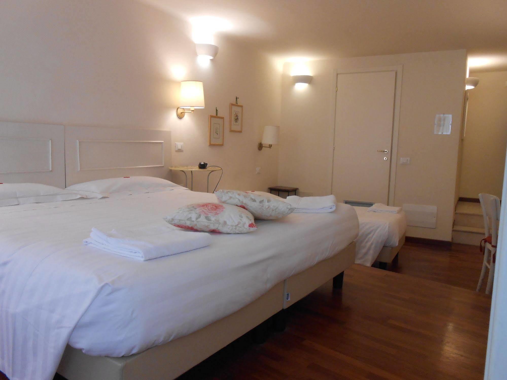 Hotel Atlantic Bologna Esterno foto