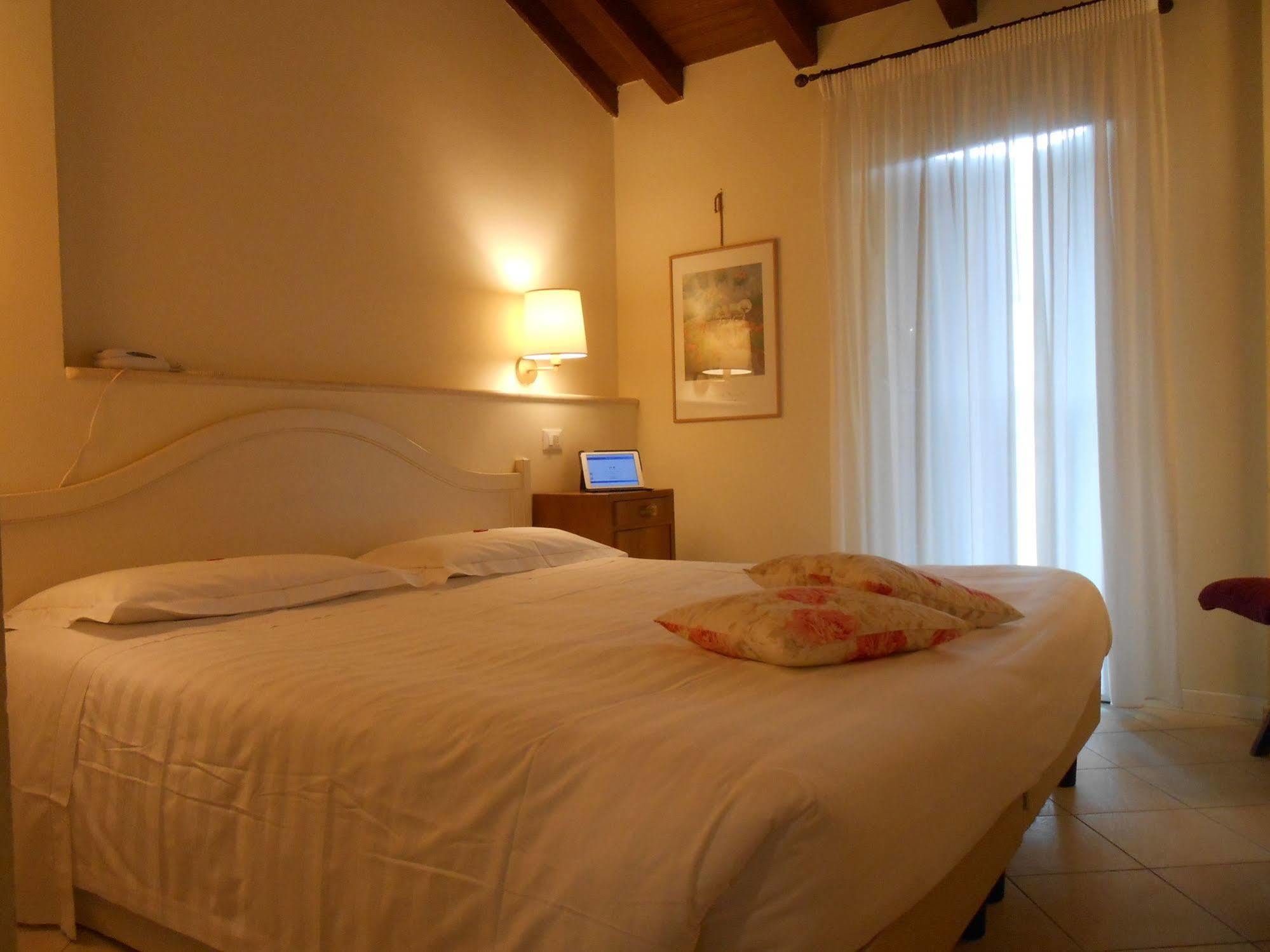 Hotel Atlantic Bologna Esterno foto